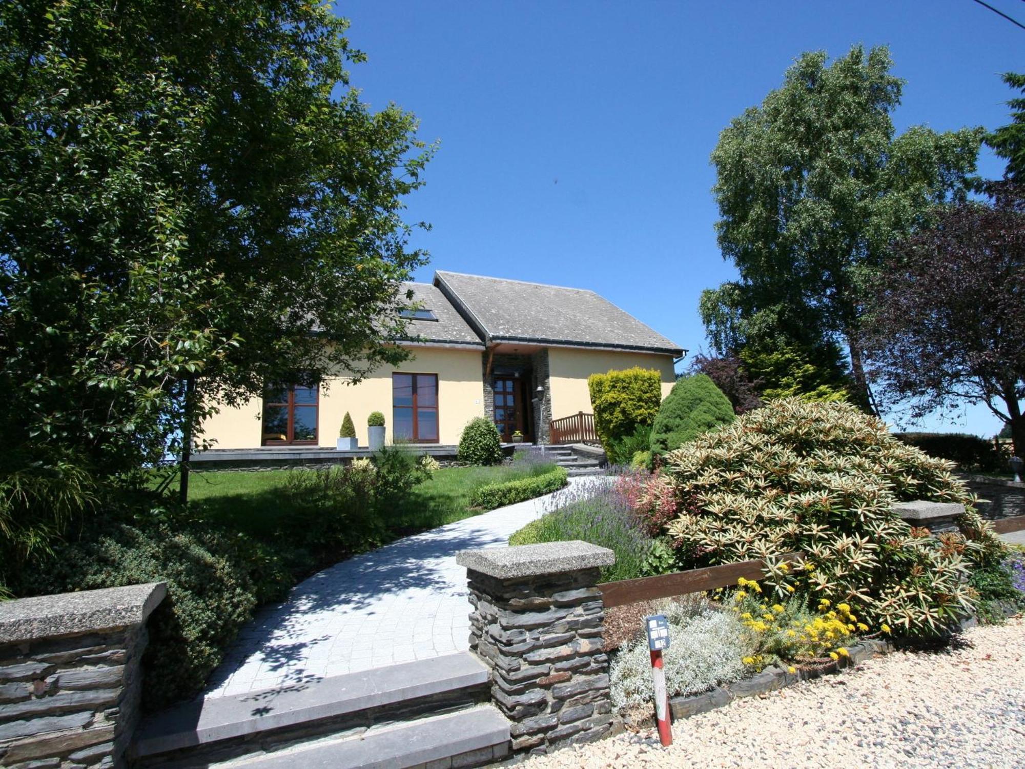 Peaceful Cottage In Ardennes With Private Terrace Bastogne Exterior photo